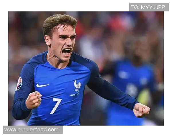 东部足球明星盘点：那些在绿茵场上闪耀的传奇人物与新星